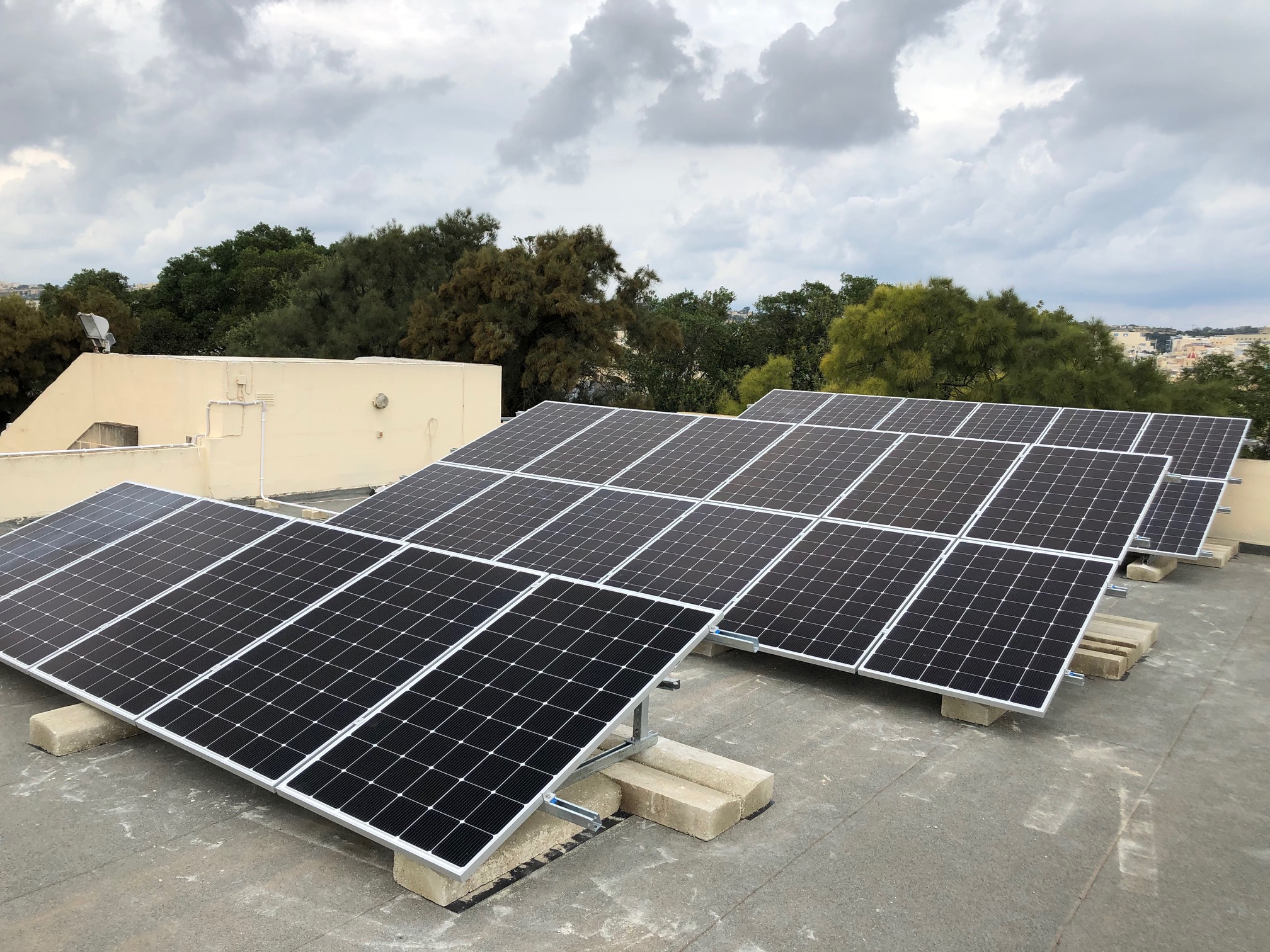 great-roi-on-solar-panels-for-business-solar-panels-malta